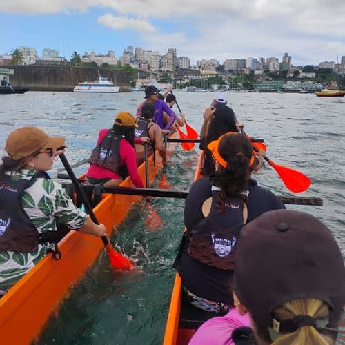 Passeio de Canoa Havaiana na Baia de todos os Santos em Salvador