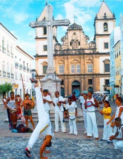FREE WALKING TOUR CAMINHOS DA RESISTÊNCIA
